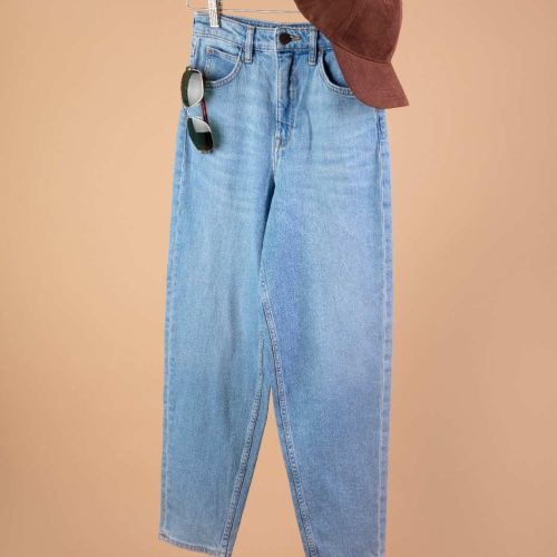 pants-hanger-spring-wardrobe (1)